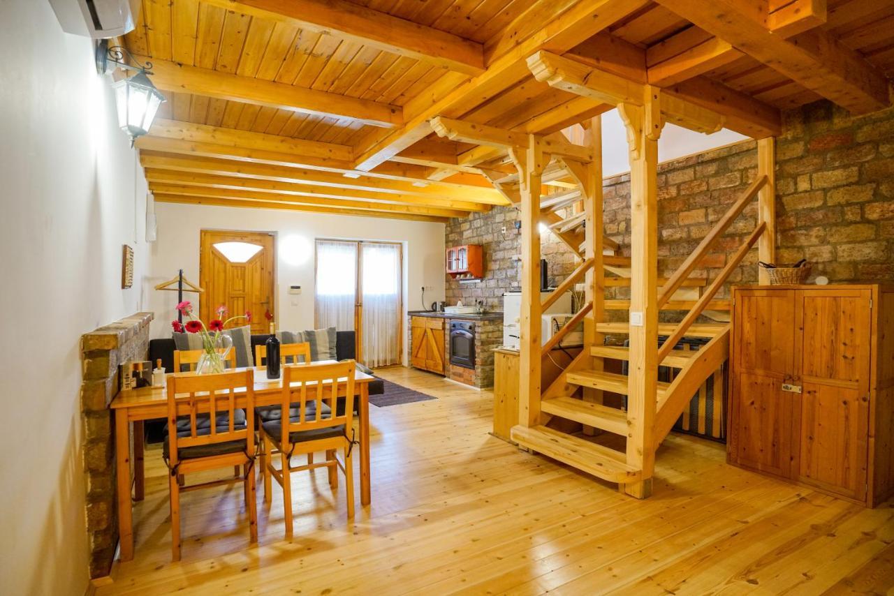 Borhaz Apartman Eger Buitenkant foto