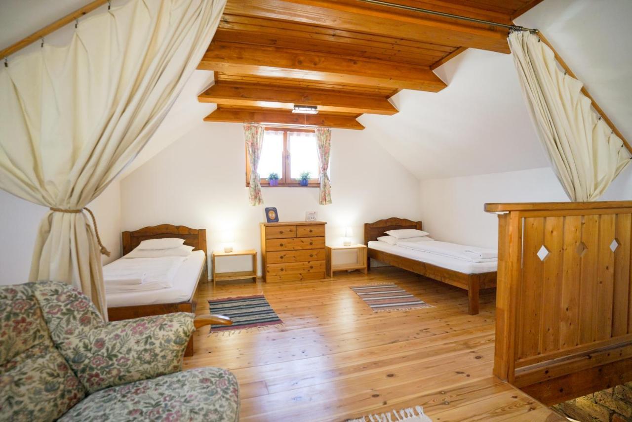 Borhaz Apartman Eger Buitenkant foto